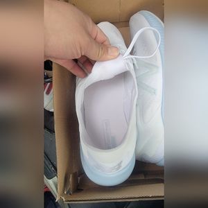 New balance NIB Women's New Balance Dynasoft  Running Shoes Sneakers like new